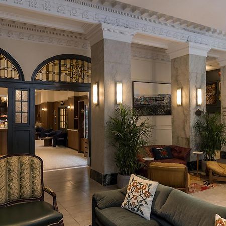 Hotel Victoria Торонто Екстериор снимка